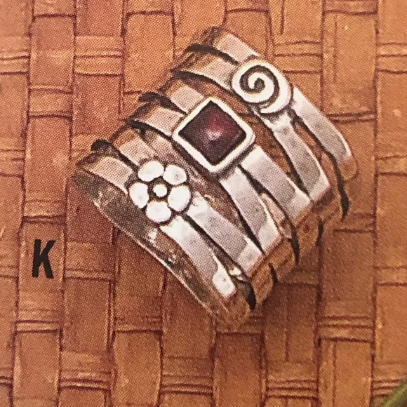 Vintage Silpada Sterling Silver Garnet Flower Swirl Ring R1048 Size 7 1/2 - Picture 7 of 16